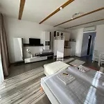 Hotel de apartamente Platan Apartmanhaz