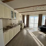 Platan Apartmanhaz 4*