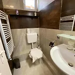 Platan Apartmanhaz 4* Balatongyörök