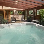 Platan Apartmanhaz 4* Balatongyorok