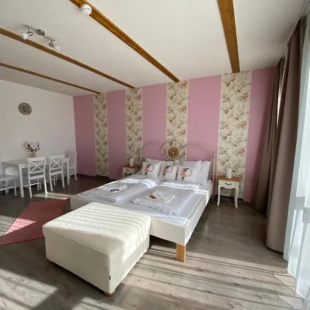 Platán Apartahotel Balatongyörök