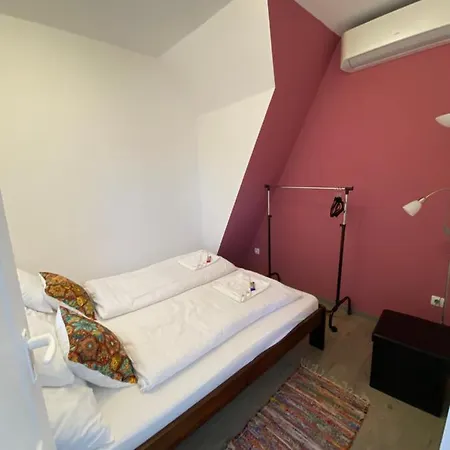 Platan Apartmanhaz Апарт-отель *