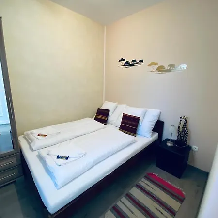 Platan Apartmanhaz 4*