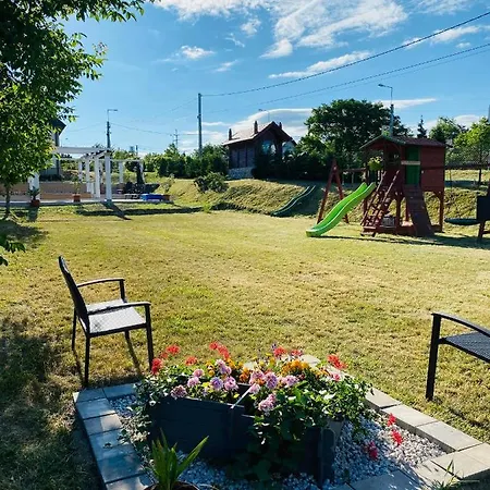 Hotel de apartamente Platan Apartmanhaz Balatongyörök