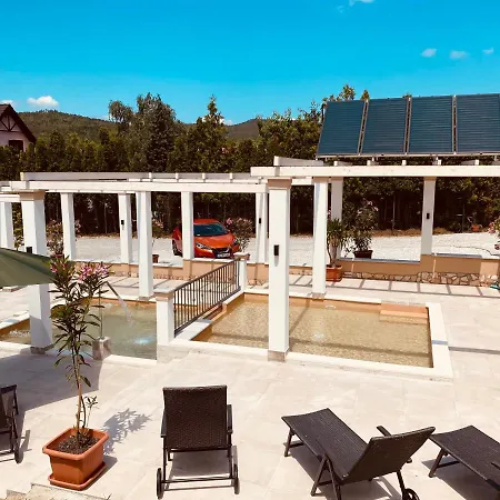 Platan Apartmanhaz