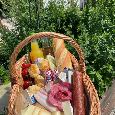 Platan Apartmanhaz Апарт-отель