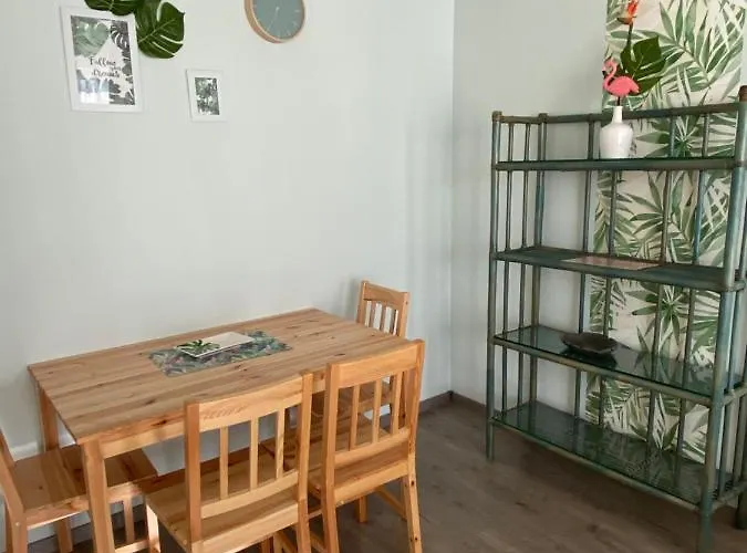 Platan Apartmanhaz アパートホテル