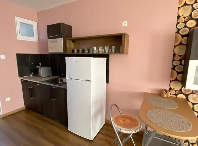 Platan Apartmanhaz